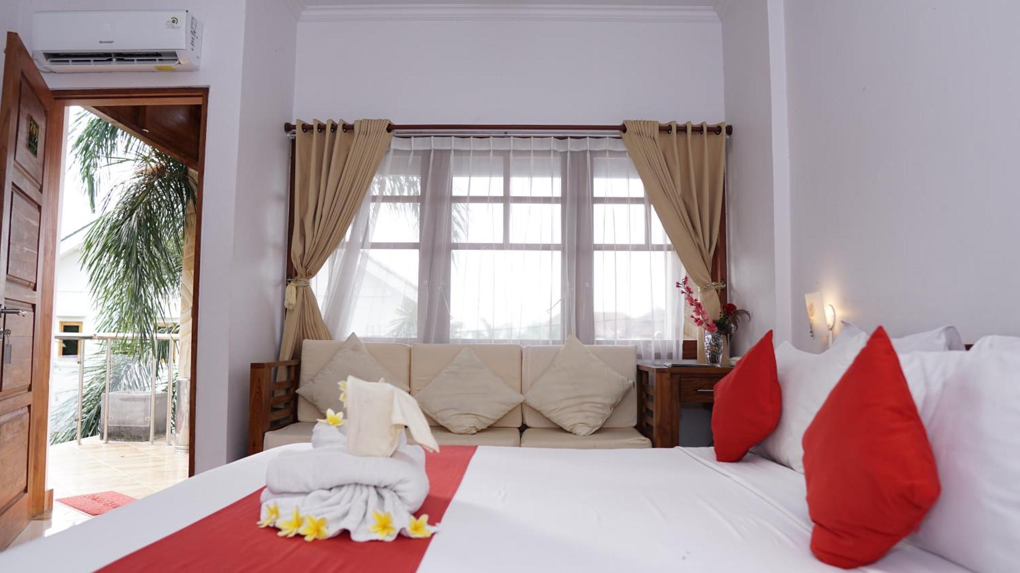 Lovina Grand Raka Homestay מראה חיצוני תמונה
