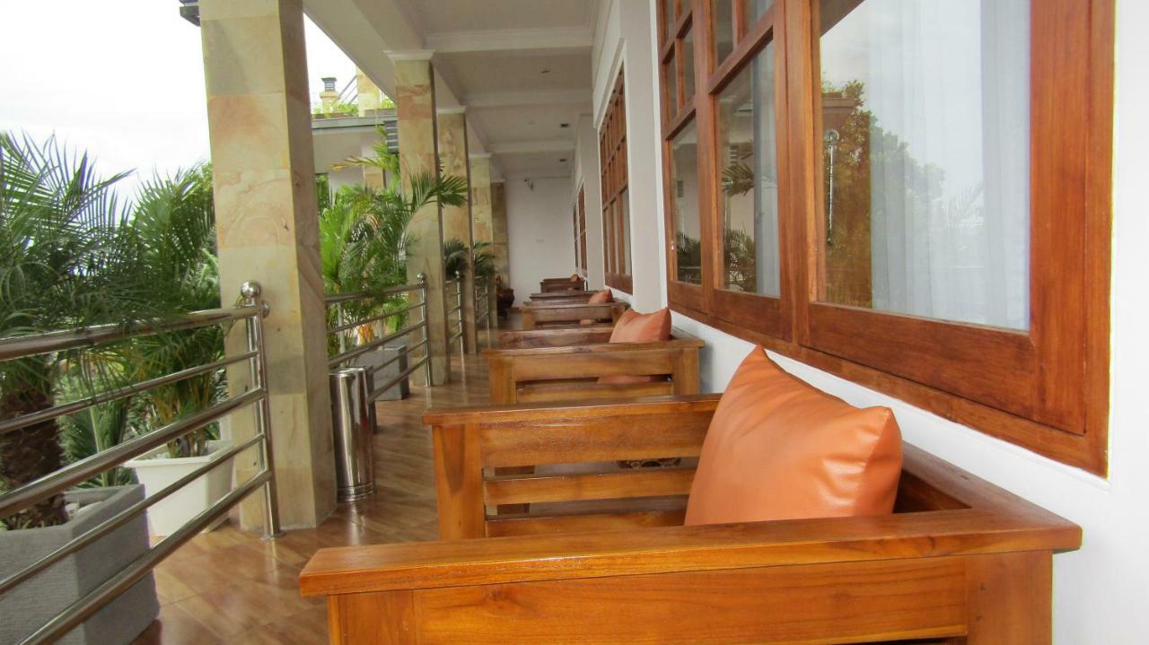 Lovina Grand Raka Homestay מראה חיצוני תמונה